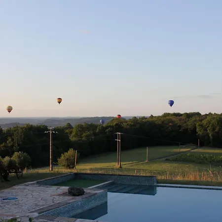 Holiday home Maison 18e Avec Piscine Et Animaux Acceptes Pres De - Fr-1-616-436 Beynac-et-Cazenac