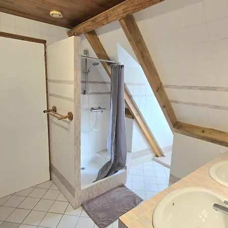 Maison 18e Avec Piscine Et Animaux Acceptes Pres De - Fr-1-616-436